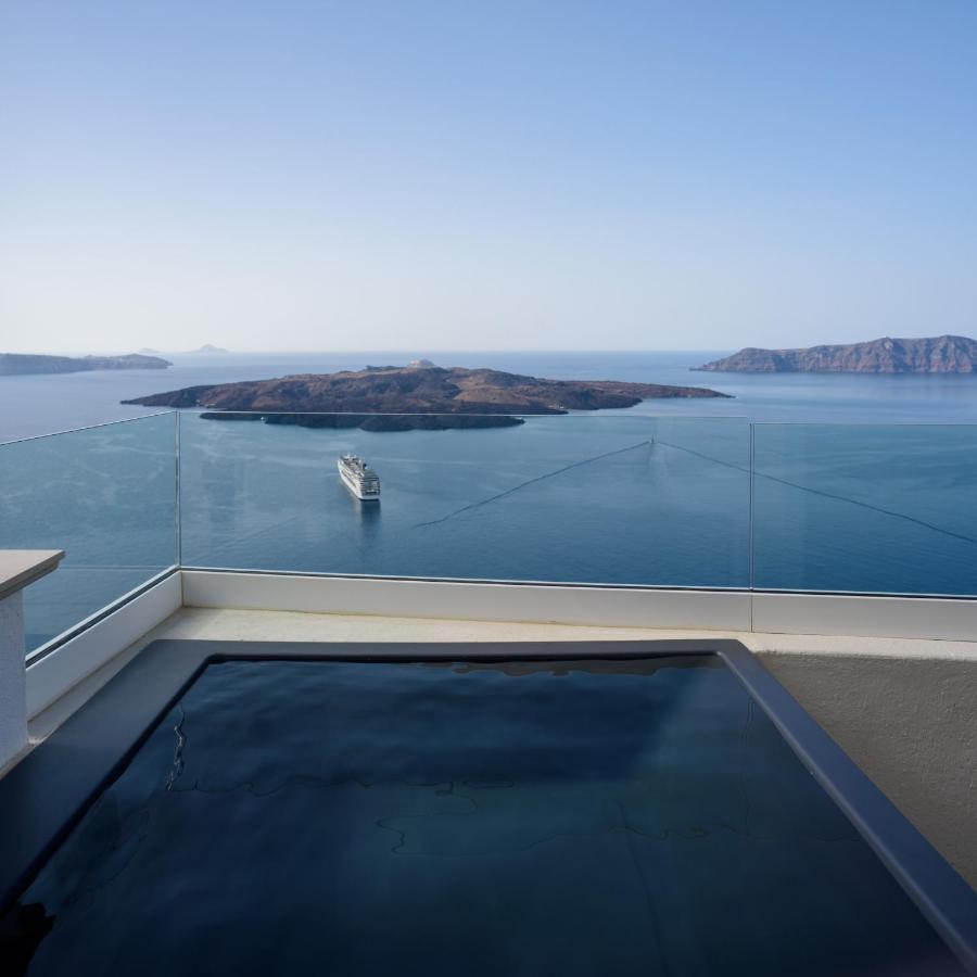 Nefeles Luxury Suites Fira  Eksteriør bilde