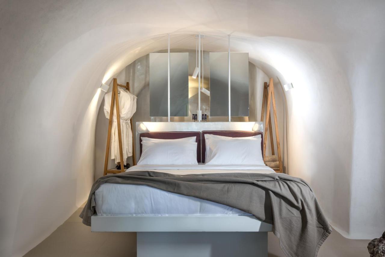 Nefeles Luxury Suites Fira  Eksteriør bilde
