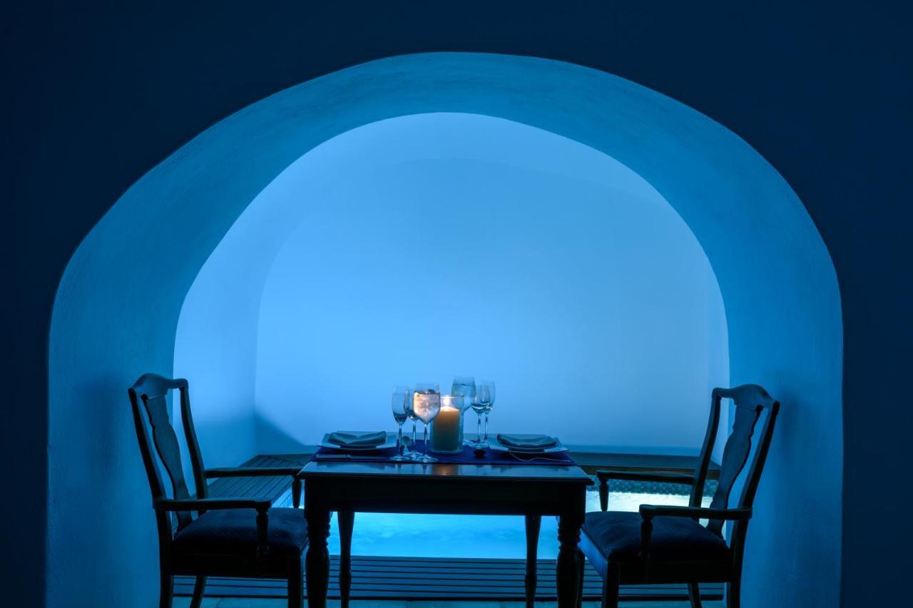 Nefeles Luxury Suites Fira  Eksteriør bilde