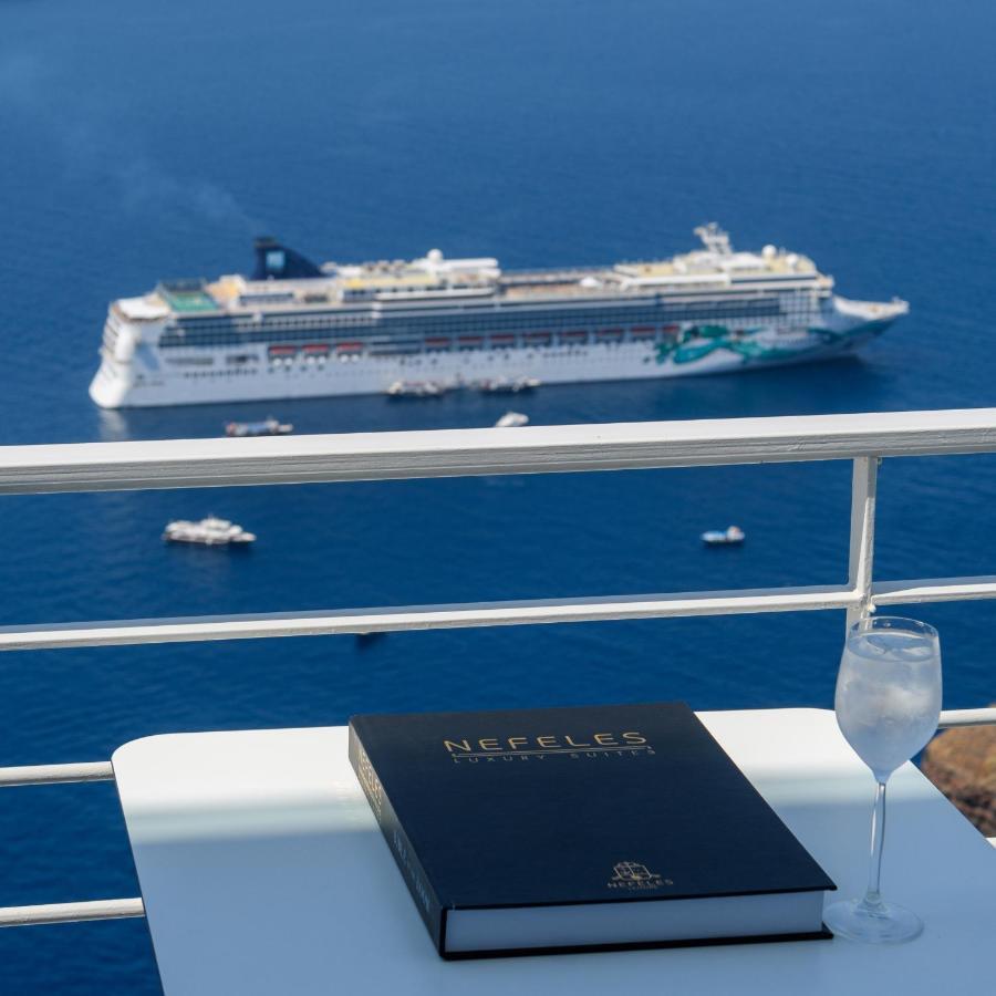 Nefeles Luxury Suites Fira  Eksteriør bilde
